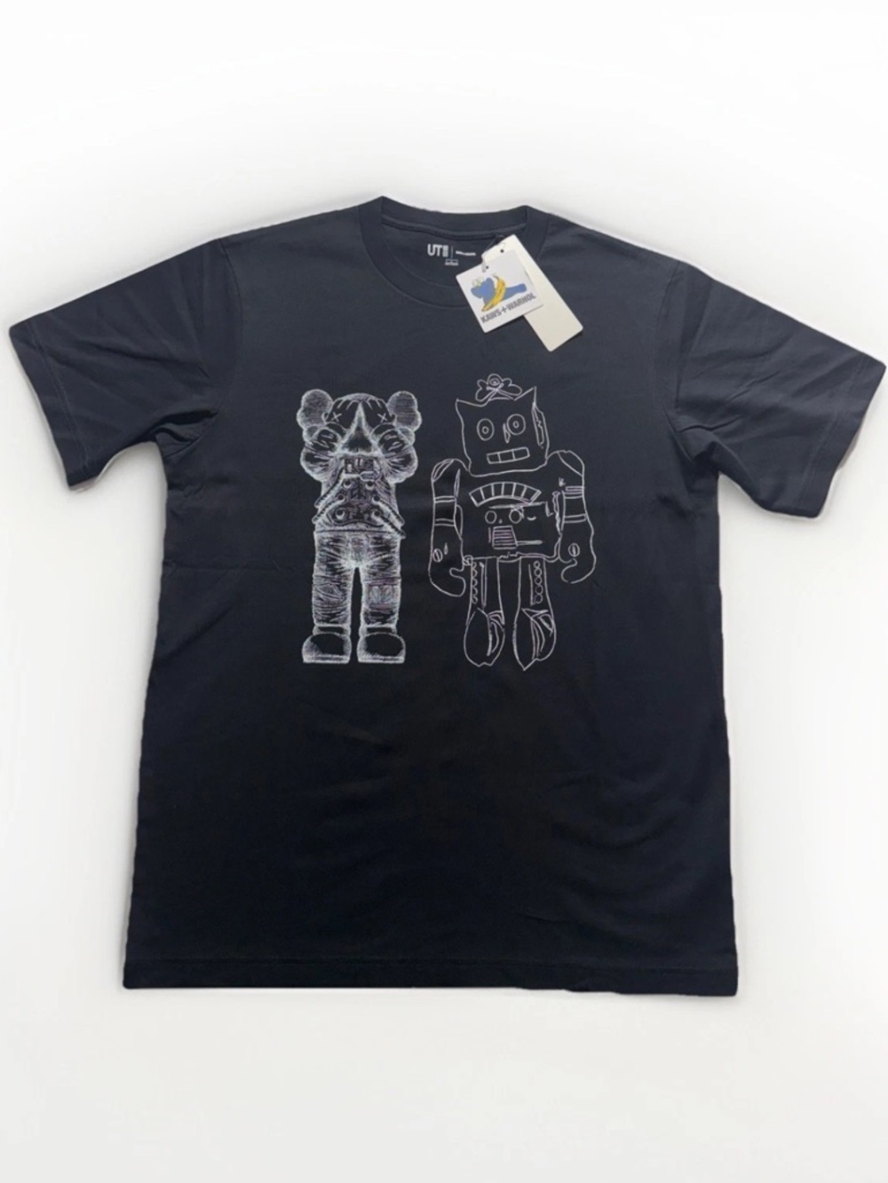KAWS x Warhol x Uniqlo UT Black Graphic Tee NWT - Picture 1 of 7